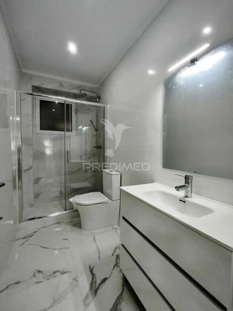Apartamento T3 para Venda em Venteira