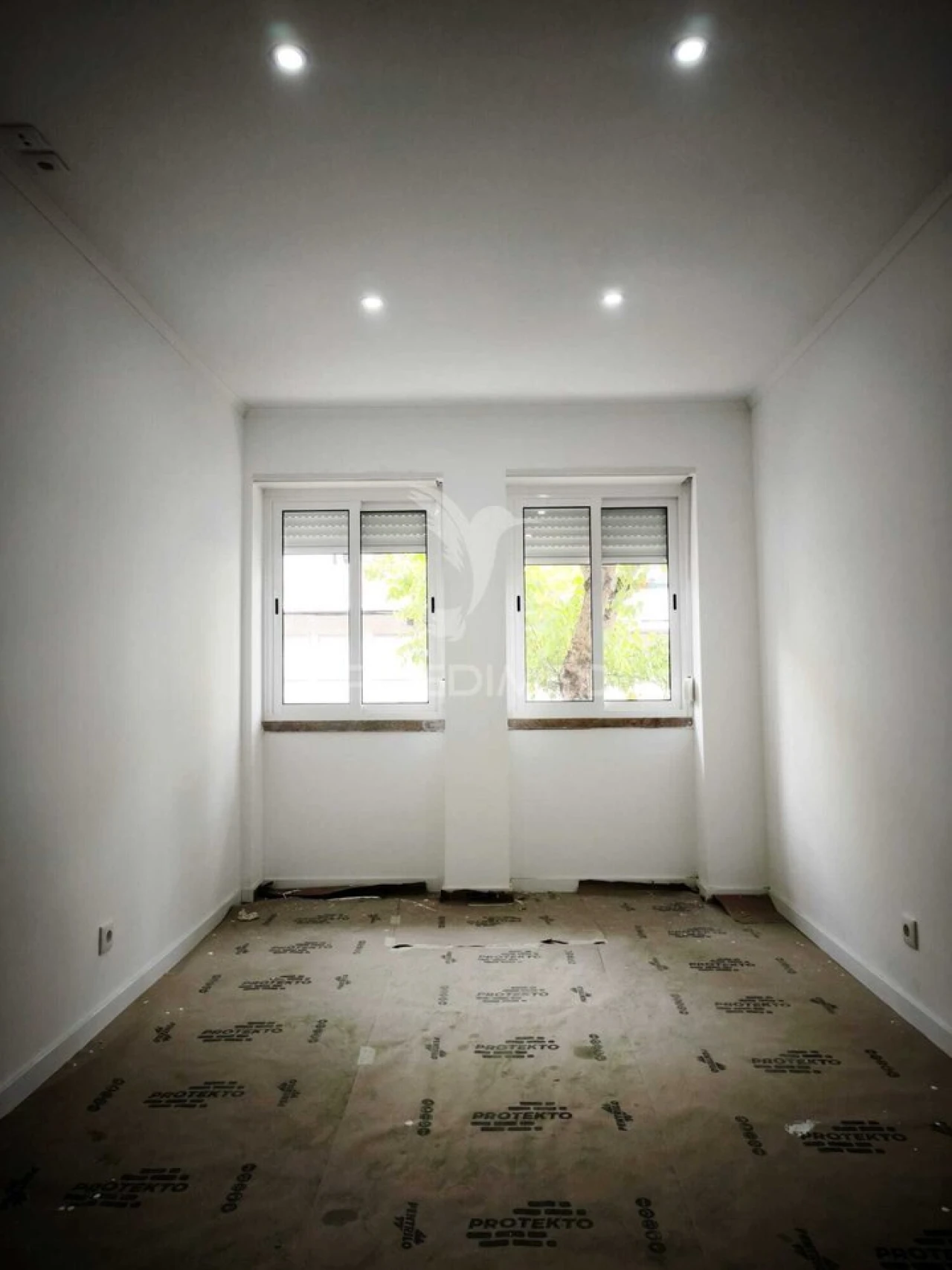 Apartamento T3 para Venda em Venteira Foto 24