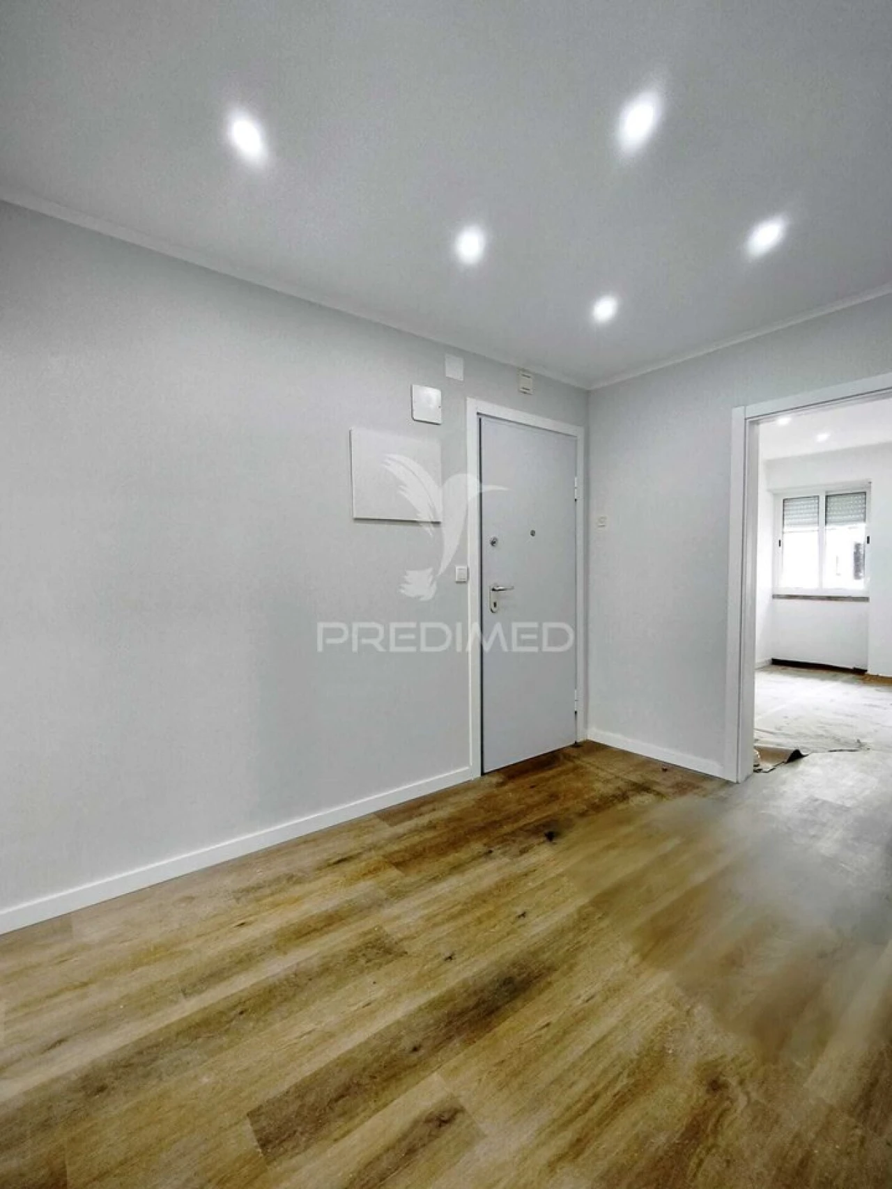Apartamento T3 para Venda em Venteira Foto 4