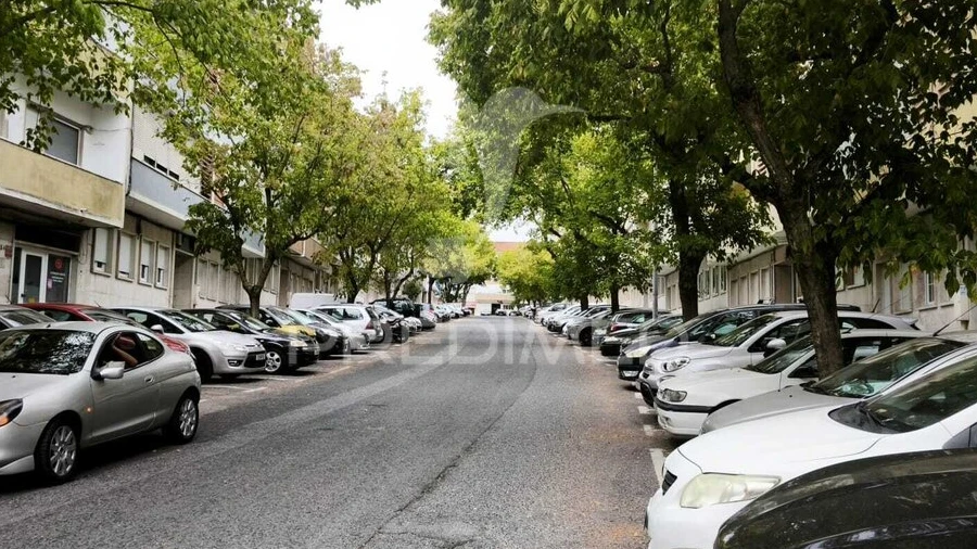 Apartamento T3 para Venda em Venteira