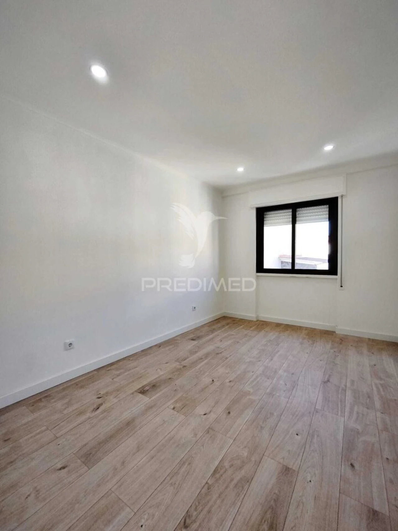 Apartamento T2 para Venda em Odivelas Foto 6