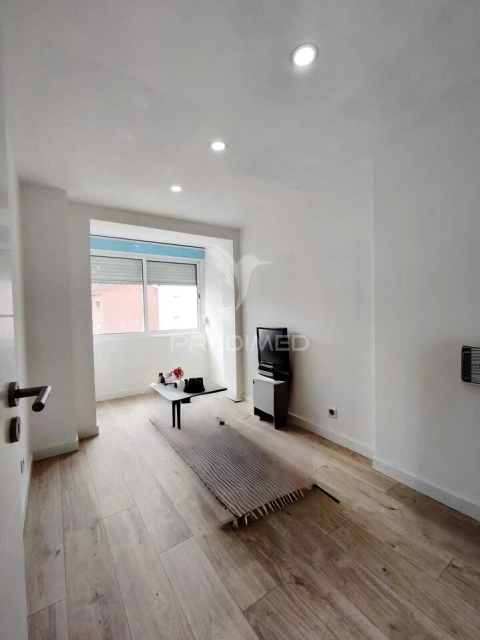 Apartamento T2 para Venda em Odivelas