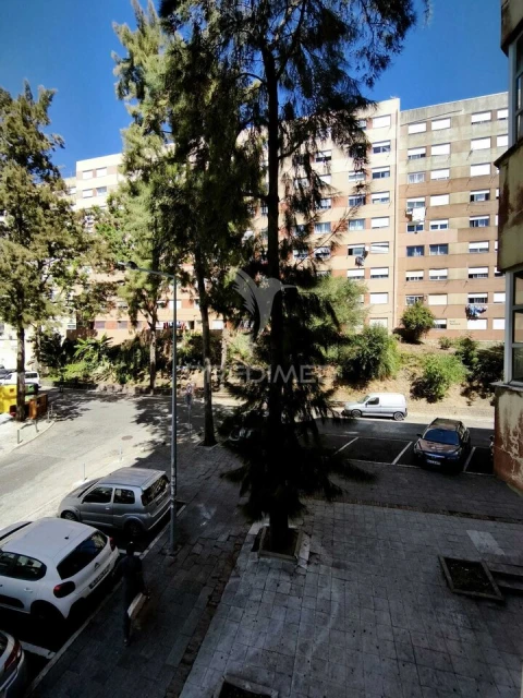Apartamento T2 para Venda em Algueirão-Mem Martins