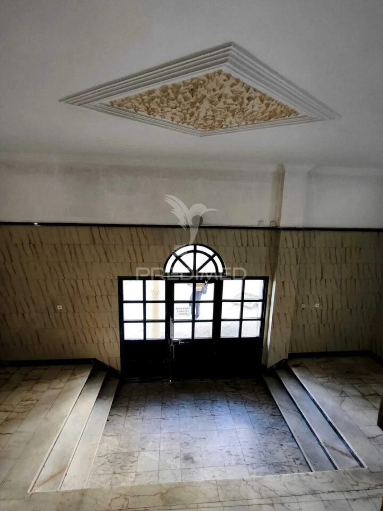 Apartamento T2 para Venda em Algueirão-Mem Martins Foto 1