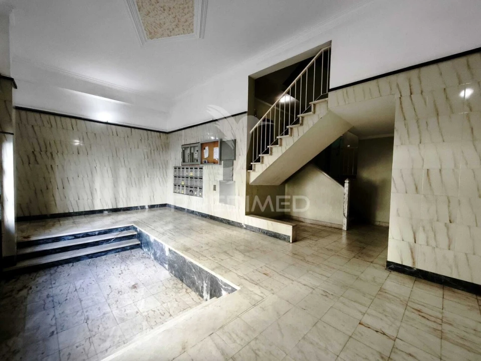 Apartamento T2 para Venda em Algueirão-Mem Martins Foto 36