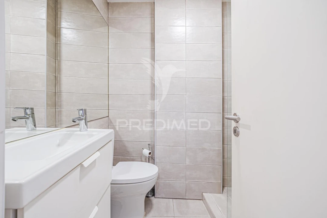 Apartamento T2 para Venda em Queluz e Belas Foto 27