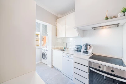 Apartamento T2 para Venda em Queluz e Belas