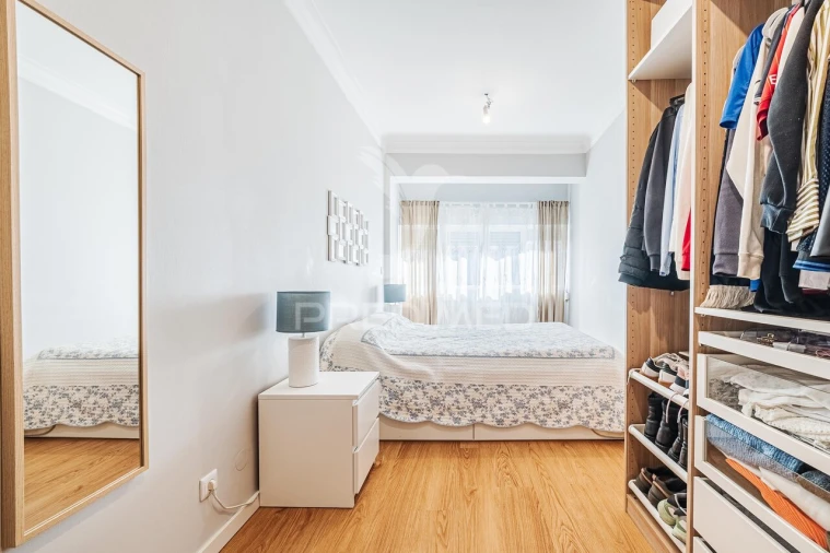 Apartamento T2 para Venda em Queluz e Belas Foto 16