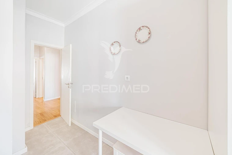 Apartamento T2 para Venda em Queluz e Belas Foto 14