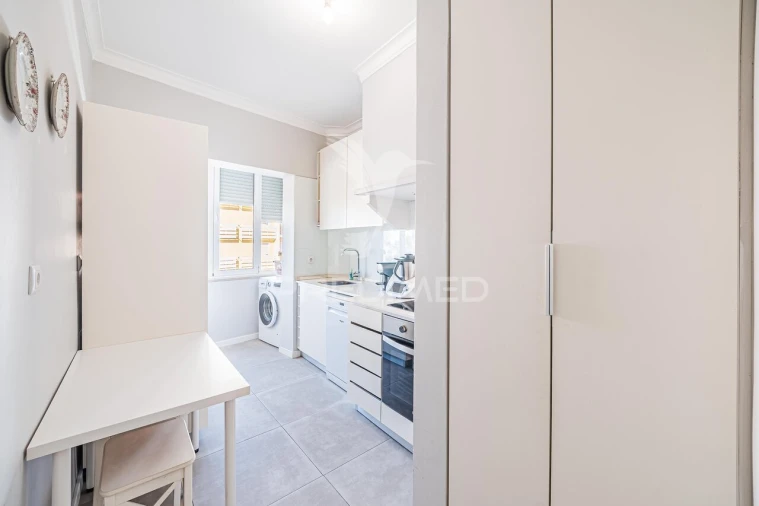Apartamento T2 para Venda em Queluz e Belas Foto 17