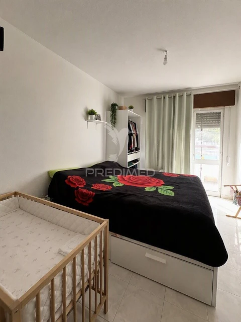Apartamento T3 para Venda em Castanheira do Ribatejo e Cachoeiras