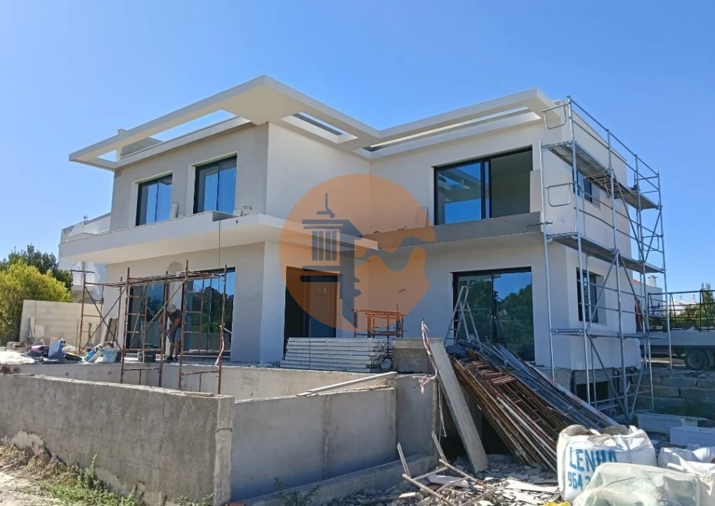 Moradia T3 para Venda em Luz de Tavira e Santo Estêvão Foto 11