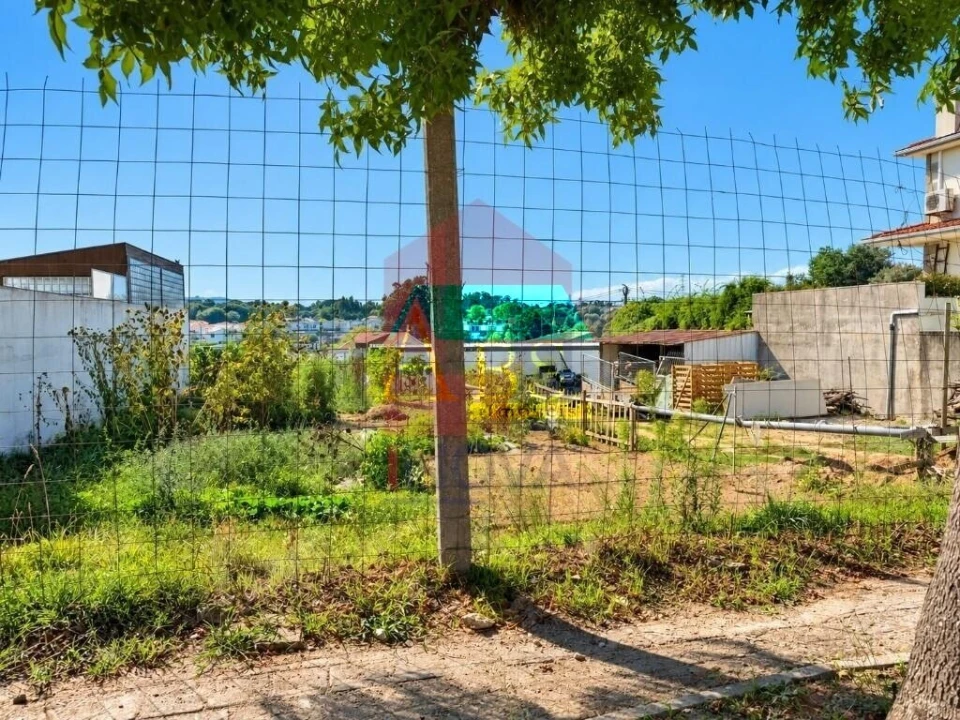 Terreno para Venda em Soutelo Foto 6