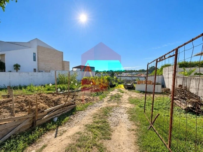 Terreno para Venda em Soutelo Foto 3