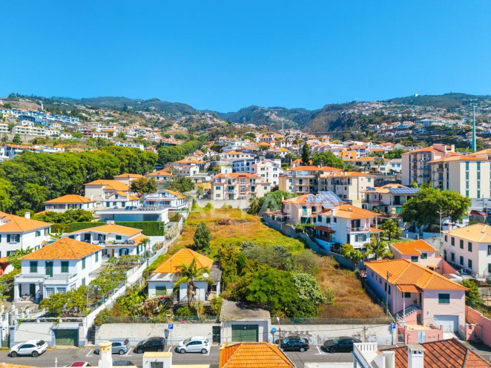 Terreno para Venda em Funchal (Santa Luzia) Foto 3