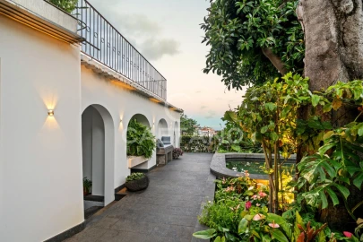 Quinta T8 para Venda em Funchal (Santa Luzia)