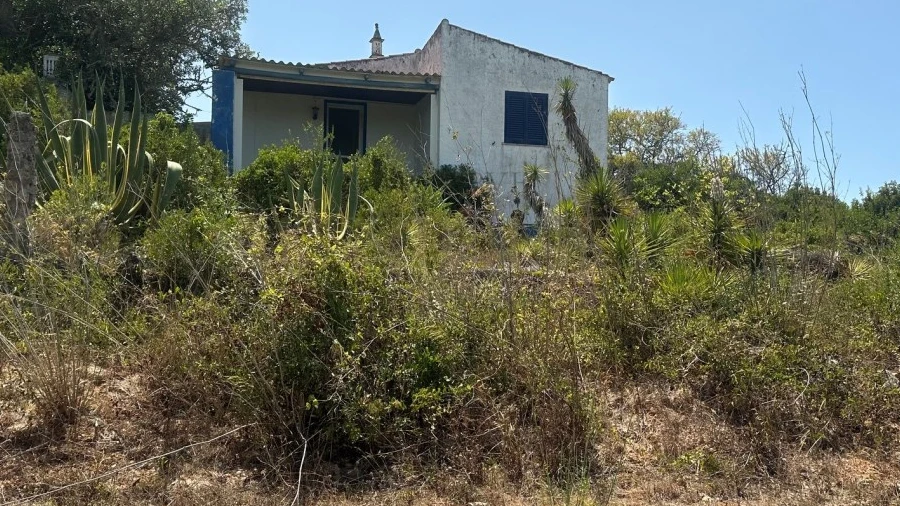 Terreno para Venda em Lagos (São Sebastião e Santa Maria)