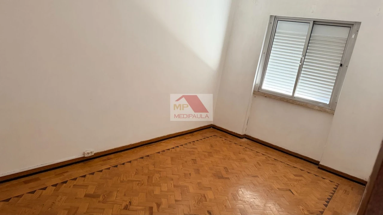 Apartamento T3 para Venda em Falagueira-Venda Nova Foto 3
