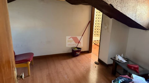 Apartamento T3 para Venda em Falagueira-Venda Nova