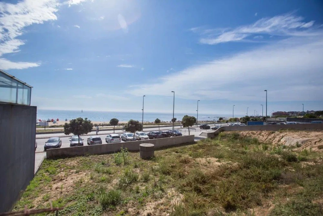 Apartamento T2 para Arrendamento em Canidelo Foto 12