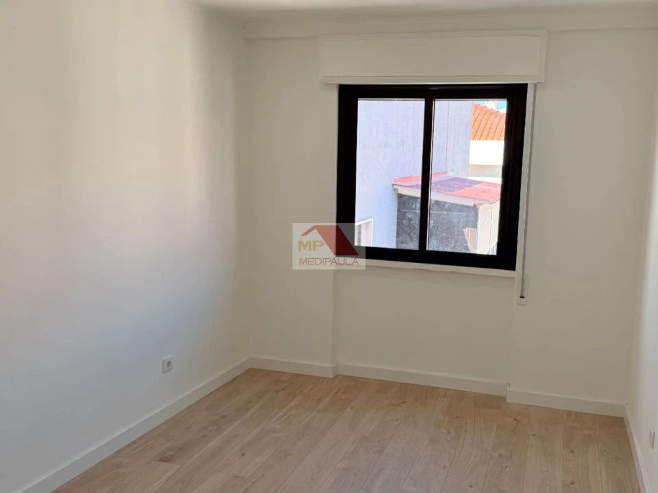 Apartamento T3 para Venda em Odivelas Foto 7