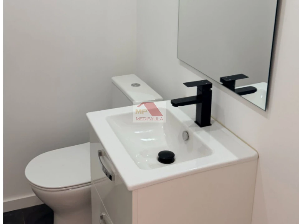 Apartamento T3 para Venda em Odivelas Foto 9