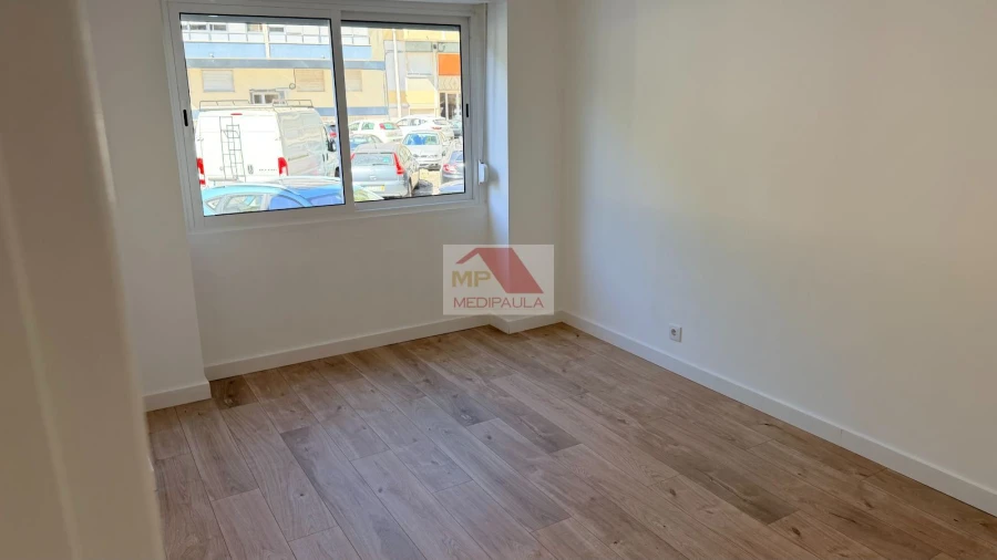 Apartamento T3 para Venda em Odivelas Foto 12