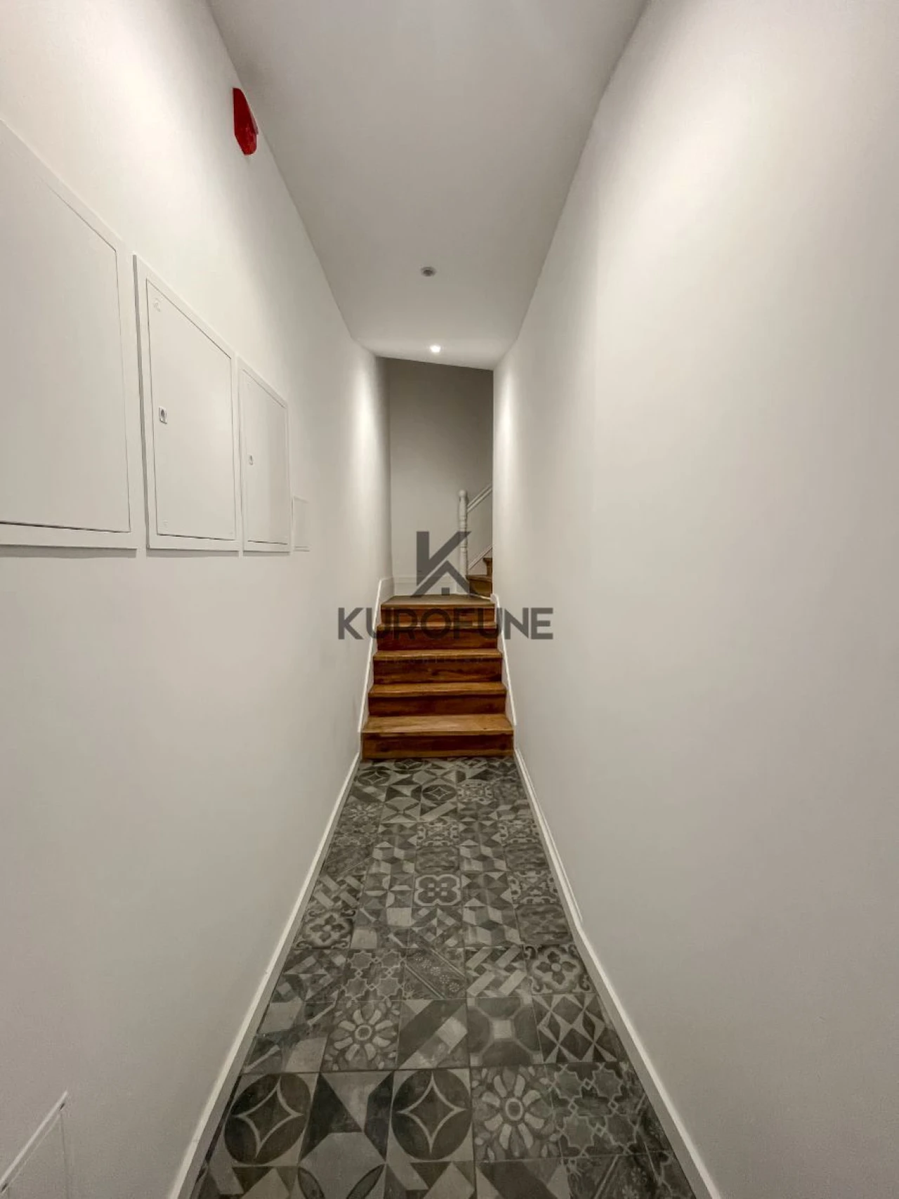 Apartamento T2 para Arrendamento em Sé Nova, Santa Cruz, Almedina e São Bartolomeu Foto 17