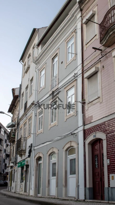 Apartamento T2 para Arrendamento em Sé Nova, Santa Cruz, Almedina e São Bartolomeu