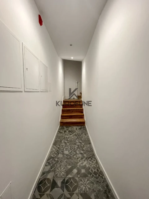 Apartamento T2 para Arrendamento em Sé Nova, Santa Cruz, Almedina e São Bartolomeu