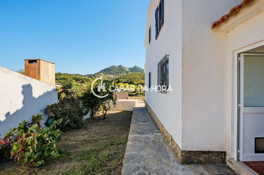 Moradia T5 para Arrendamento em Santa Maria e São Miguel, São Martinho, São Pedro Penaferrim Foto 28