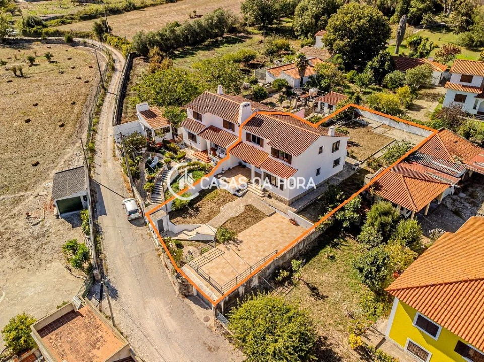 Moradia T5 para Arrendamento em Santa Maria e São Miguel, São Martinho, São Pedro Penaferrim Foto 30