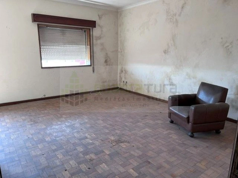 Moradia T3 para Venda em Campanhã Foto 13
