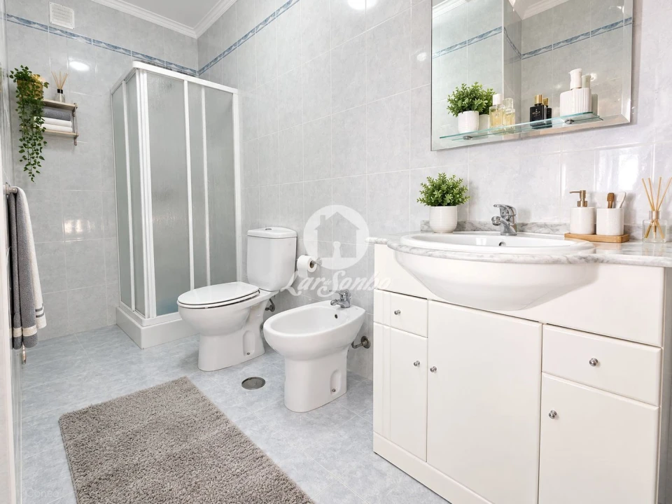 Apartamento T3 para Venda em Darque Foto 4