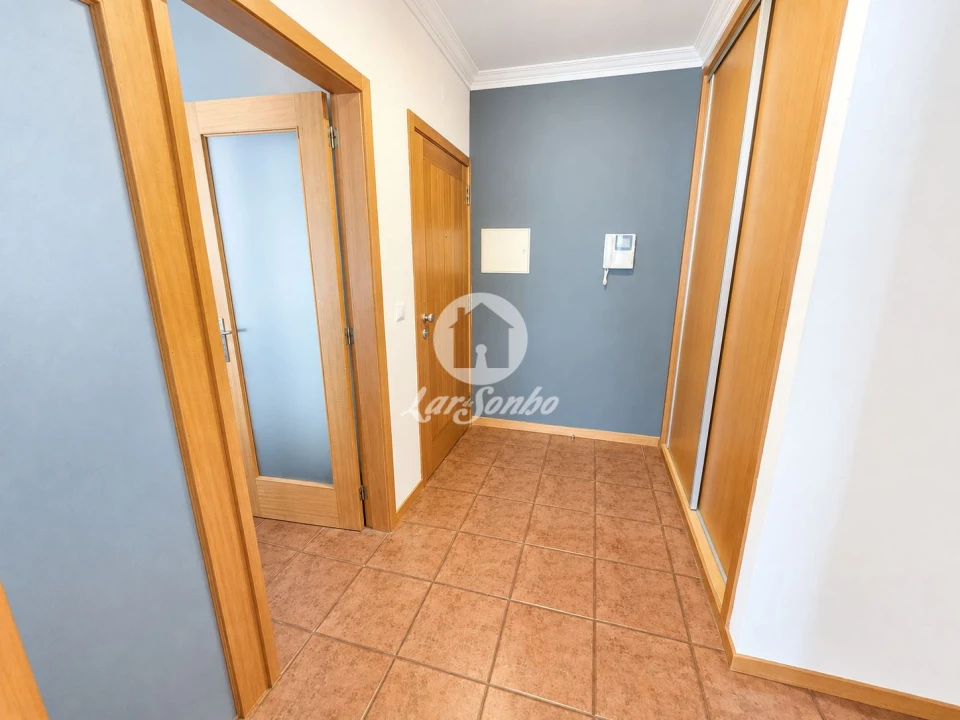 Apartamento T3 para Venda em Darque Foto 6