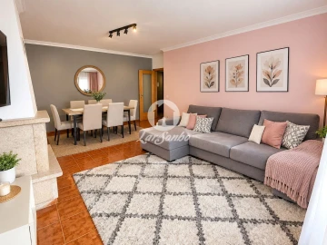 Apartamento T3 para Venda em Darque