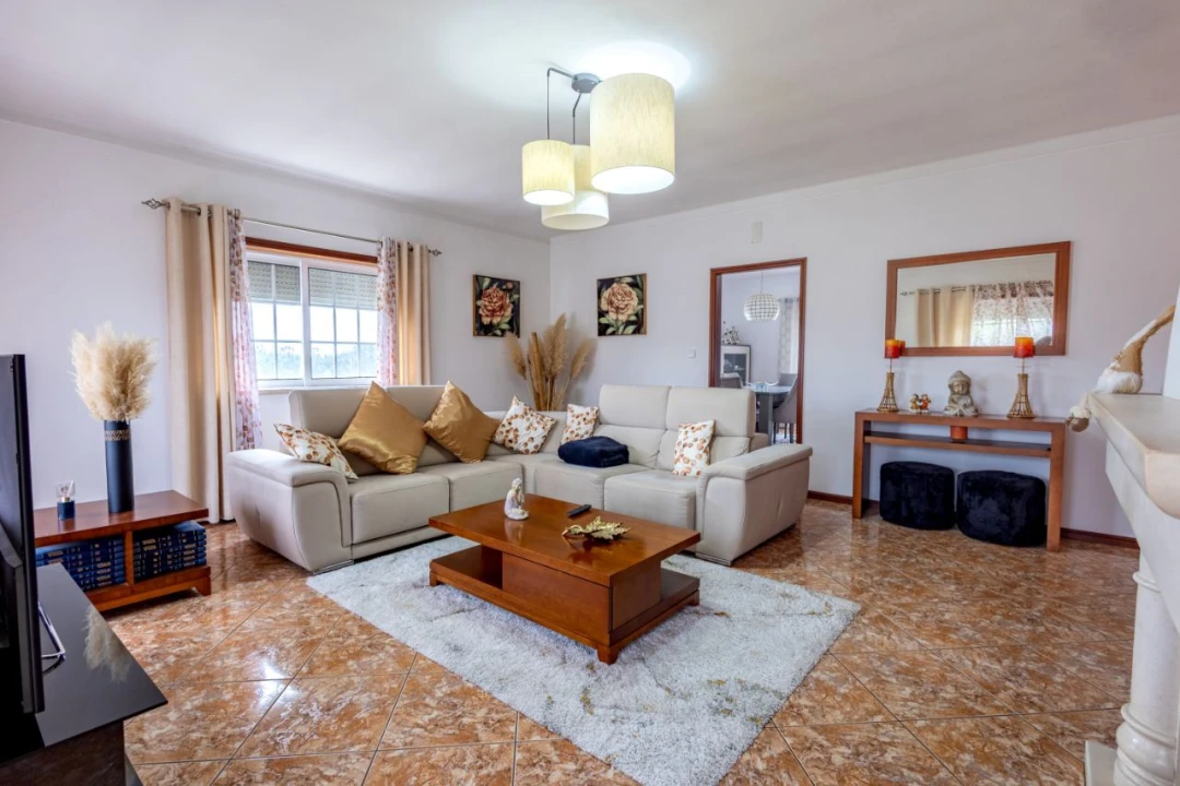 Moradia T3 para Venda em Vacariça Foto 6