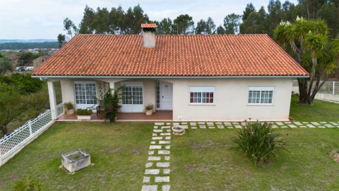 Moradia T3 para Venda em Vacariça