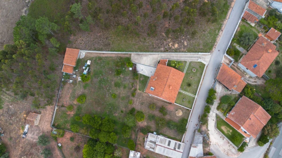 Moradia T3 para Venda em Vacariça Foto 2