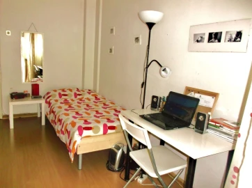 Quarto para Arrendamento em Benfica