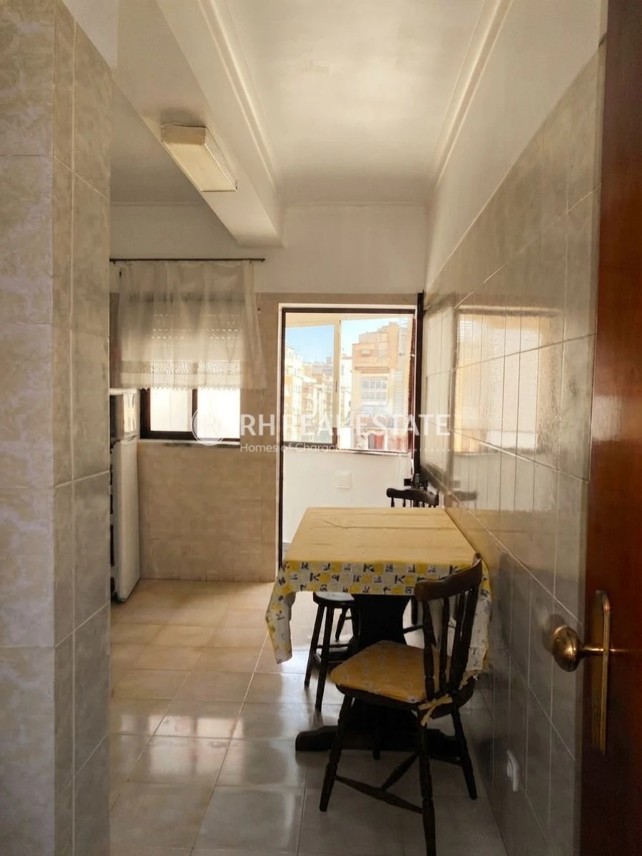 Apartamento T3 para Venda em Buarcos Foto 4