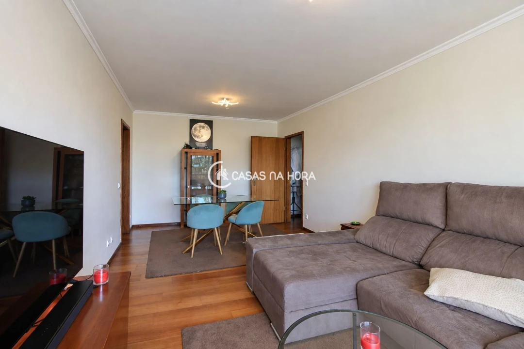 Apartamento T2 para Arrendamento em Aldoar, Foz do Douro e Nevogilde Foto 6
