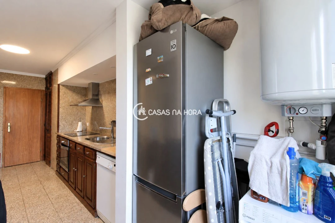 Apartamento T2 para Arrendamento em Aldoar, Foz do Douro e Nevogilde Foto 19