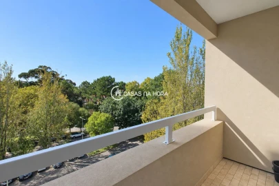 Apartamento T2 para Arrendamento em Aldoar, Foz do Douro e Nevogilde