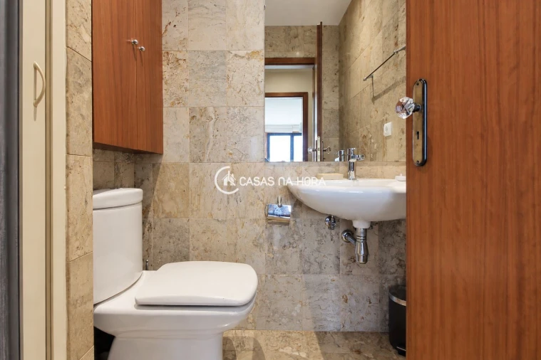 Apartamento T2 para Arrendamento em Aldoar, Foz do Douro e Nevogilde Foto 10
