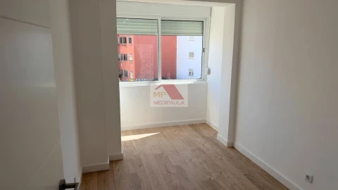 Apartamento T3 para Venda em Odivelas