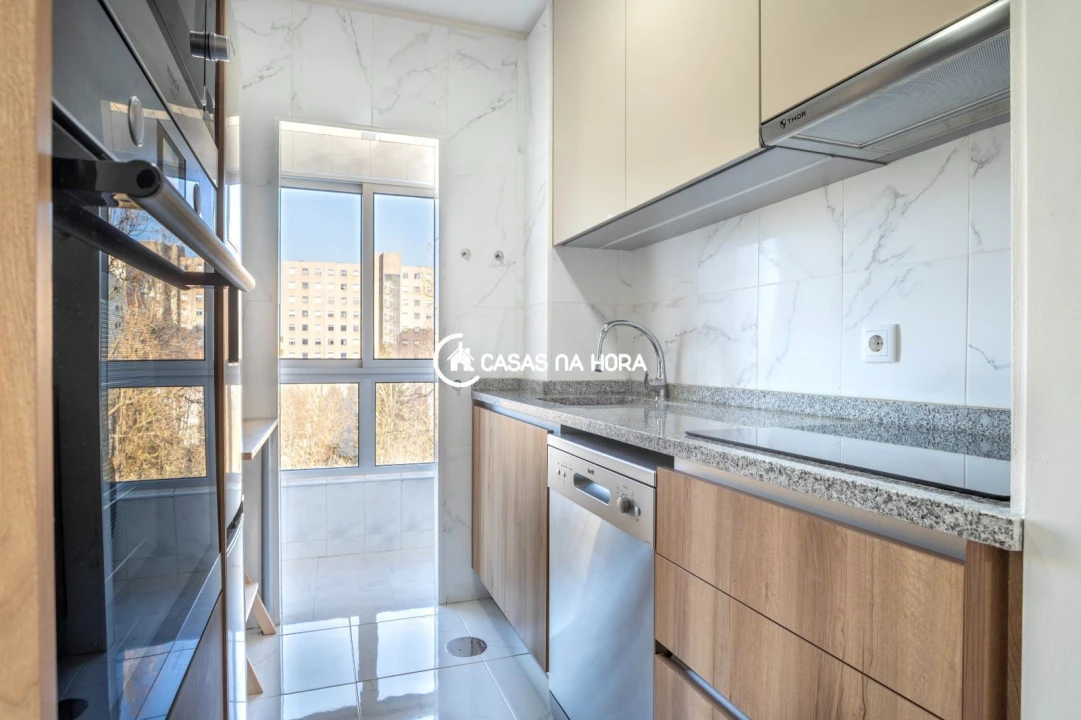 Apartamento T1 para Venda em Mafamude e Vilar do Paraíso Foto 6