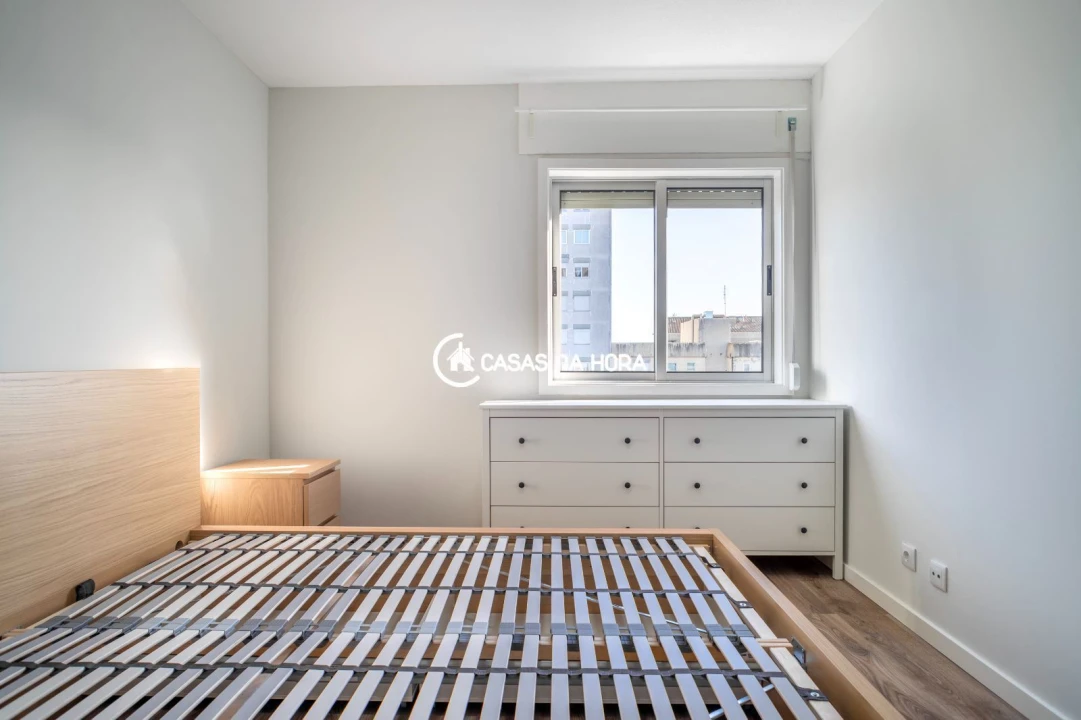 Apartamento T1 para Venda em Mafamude e Vilar do Paraíso Foto 14