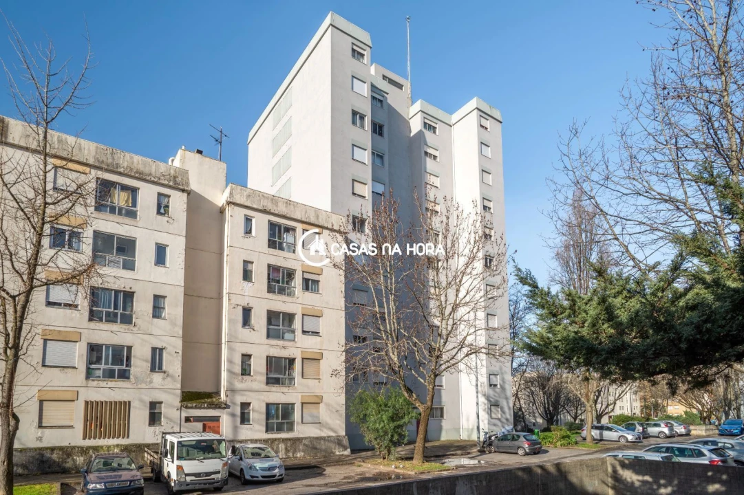 Apartamento T1 para Venda em Mafamude e Vilar do Paraíso Foto 15