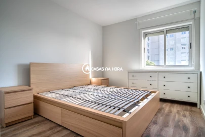 Apartamento T1 para Venda em Mafamude e Vilar do Paraíso